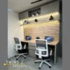 estudio con escritorio
