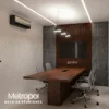 mesa de reuniones con conectividad